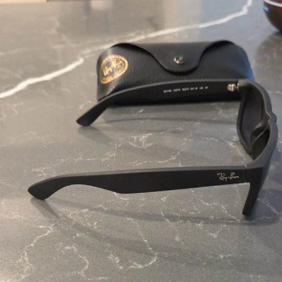 Ray-Ban Black Classic Sunglasses with Protective Case - Picture 2 of 3